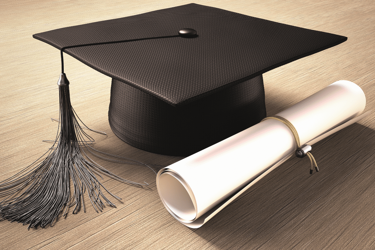 Graduation cap & Diploma
